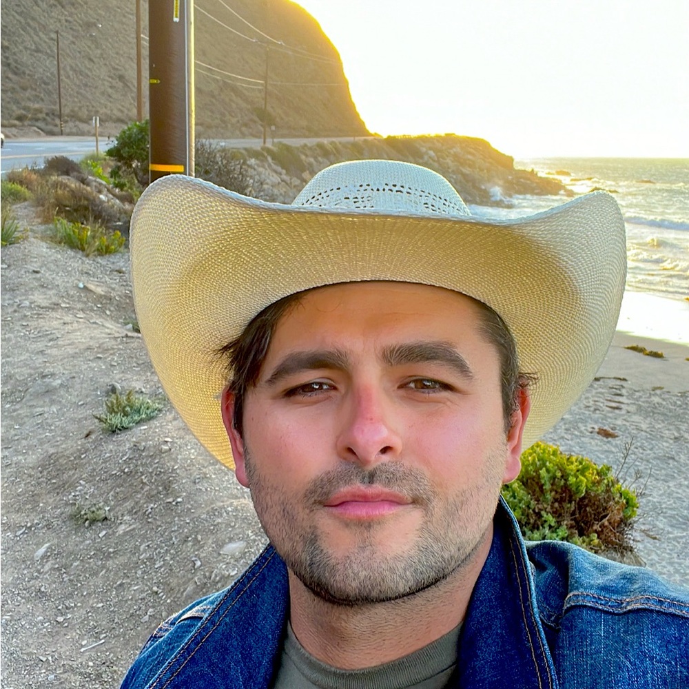 Meet your Posher, Brandon